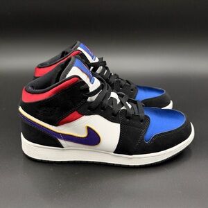 Nike Air Jordan 1 Mid SE “Lakers Rivals” | Youth 7Y (Men’s 7 / Women’s 8.5)